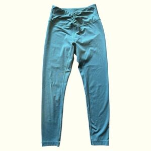 Victorias Secret On Point Ruched Front Leggings Size Small